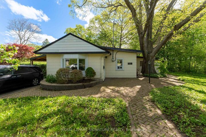 Property Photo:  429 Rouge Hills Drive  ON M1C 2Z6 