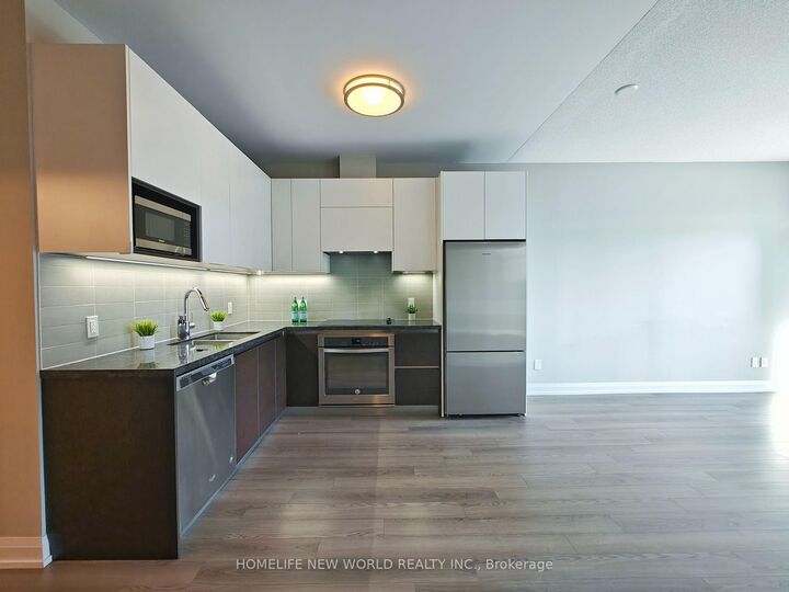 Property Photo:  25 Water Walk Drive 605  ON L3P 1N3 