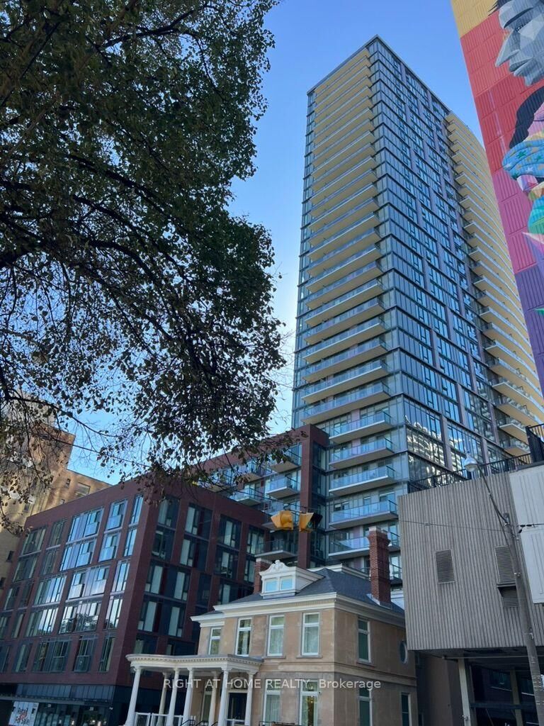 Property Photo:  308 Jarvis Street 3003  ON M5B 0E3 
