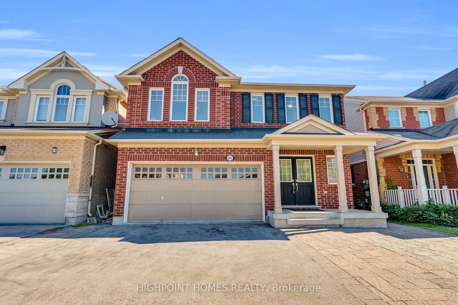 Property Photo:  1802 Liatris Drive  ON L1X 0A8 