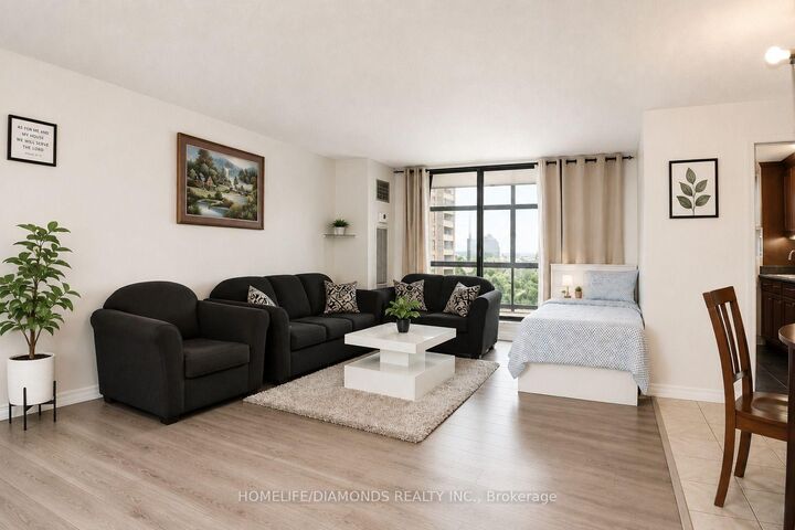 Property Photo:  18 Knightsbridge Road 1411  ON L6T 3X5 