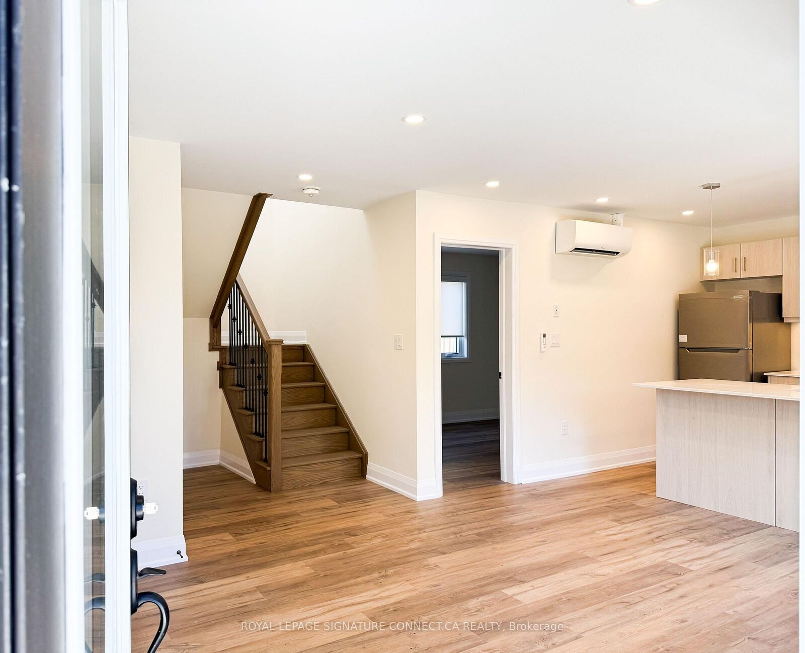 Property Photo: 30 Snider Avenue Gsuite ON M6E 4R9