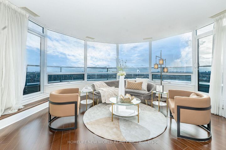 Property Photo:  23 Cox Boulevard Ph63  ON L3R 7Z9 