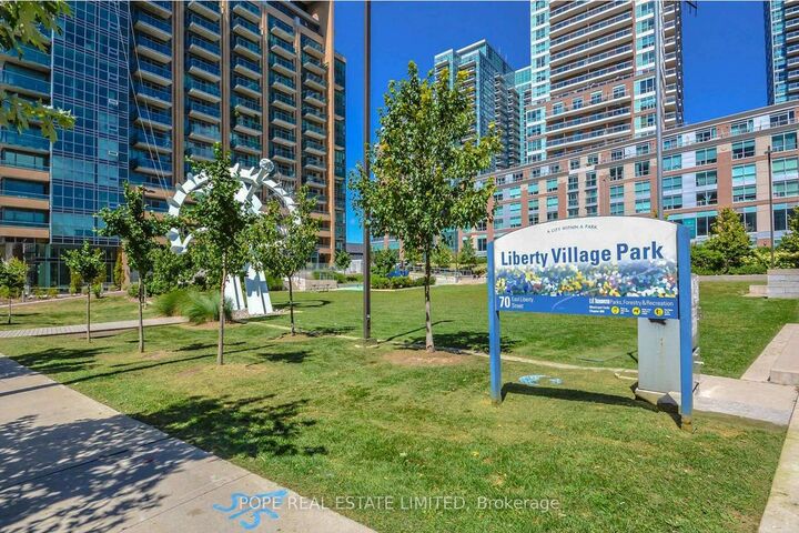 Property Photo: 85 East Liberty Street 616 ON M6K 3R4