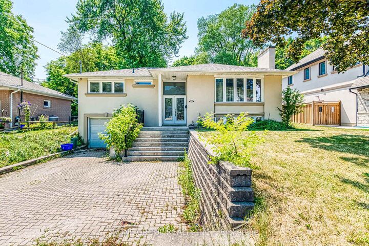 Property Photo:  64 Hawkridge Avenue  ON L3P 1V9 