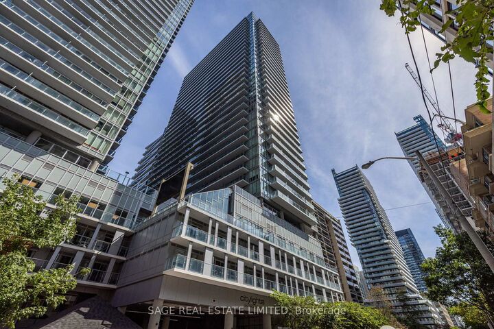 Property Photo:  195 Redpath Avenue 3004  ON M4P 0E4 