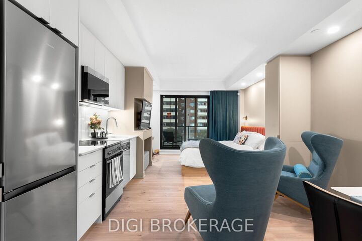 Property Photo: 1250 Cummings Avenue 208 ON K1J 0E4