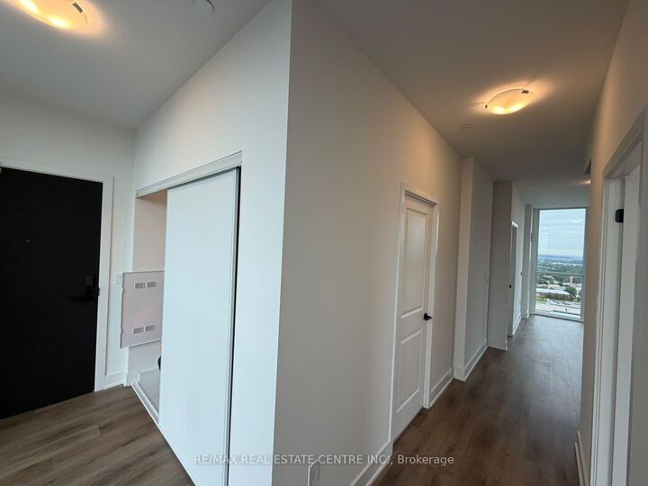 Property Photo:  115 Nipissing Road 2208 A  ON L9T 1R3 
