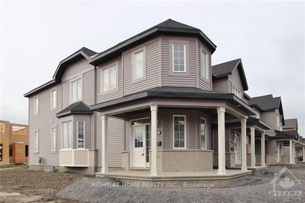 Property Photo:  106 Mesa Drive  ON K2J 6V9 