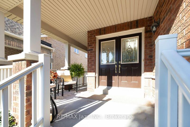 Property Photo:  1546 Rorison Street  ON L1K 0K1 