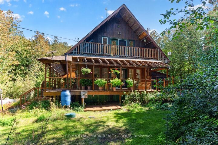 Property Photo:  7524 Flewellyn Road  ON K2S 1B6 