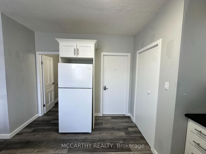Property Photo:  40 Main Street E  ON N0C 1B0 