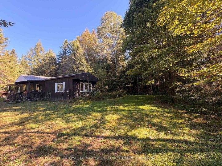 Property Photo:  63 Bunny Trail  ON P2A 2W7 