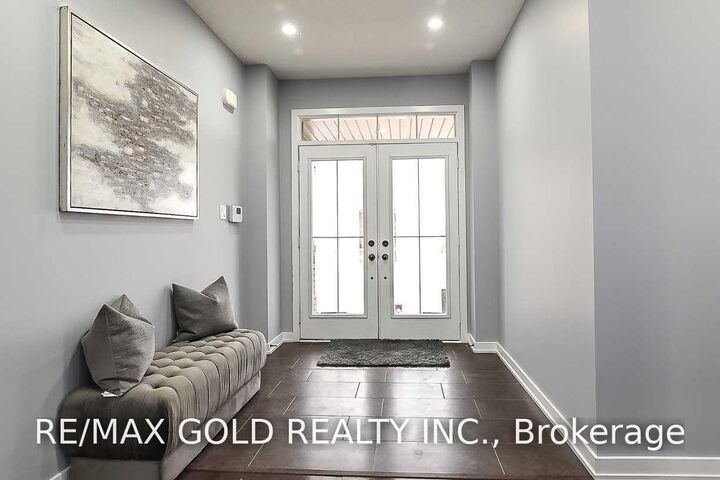 Property Photo:  206 Crafter Crescent  ON L8J 0J1 