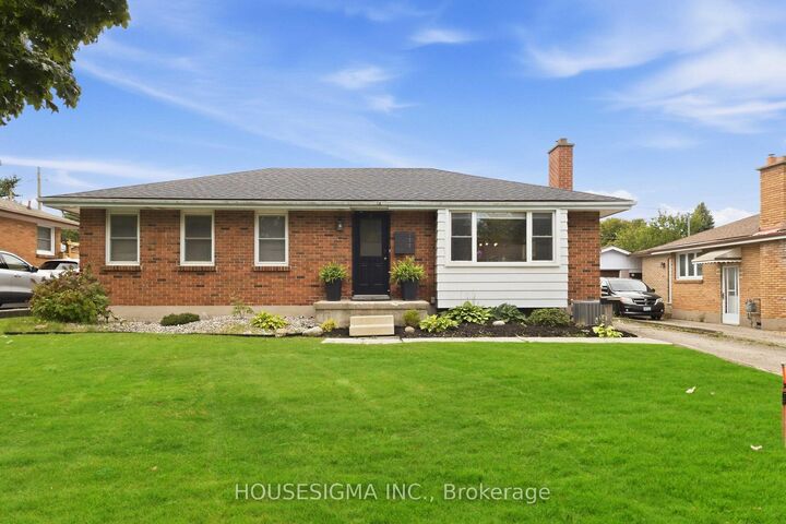Property Photo:  199 Burlington Street  ON N5Z 3V9 
