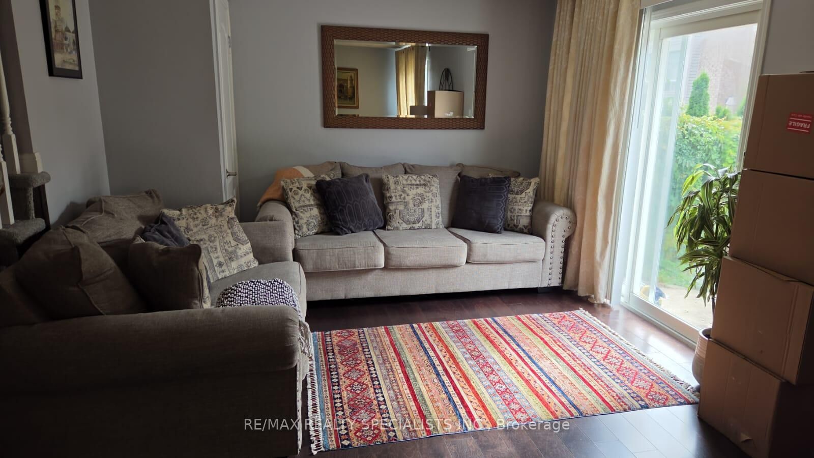 Property Photo:  710 Thompson Road  ON L9T 0C8 