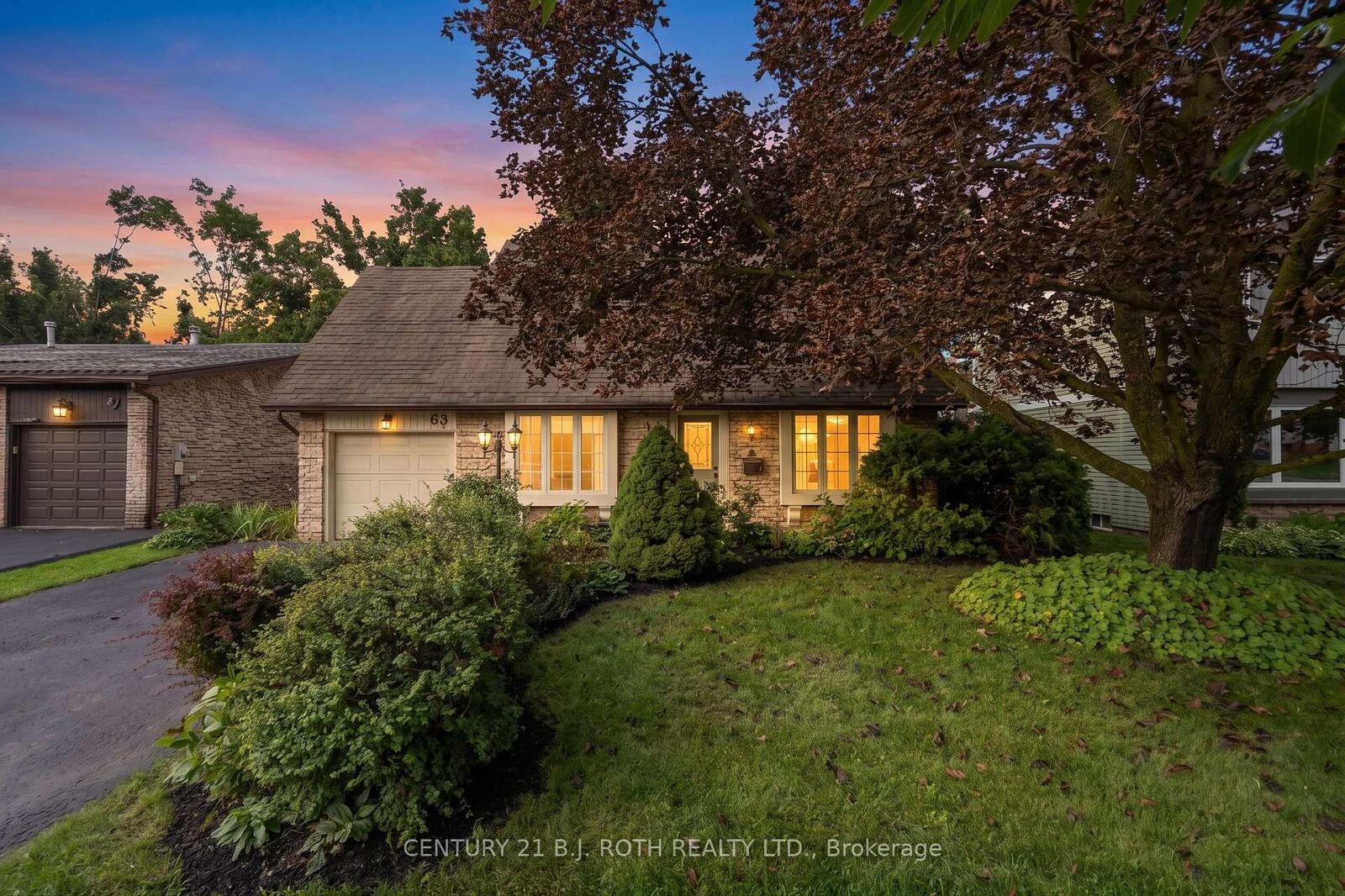 Property Photo:  63 Oren Boulevard  ON L4N 4P5 