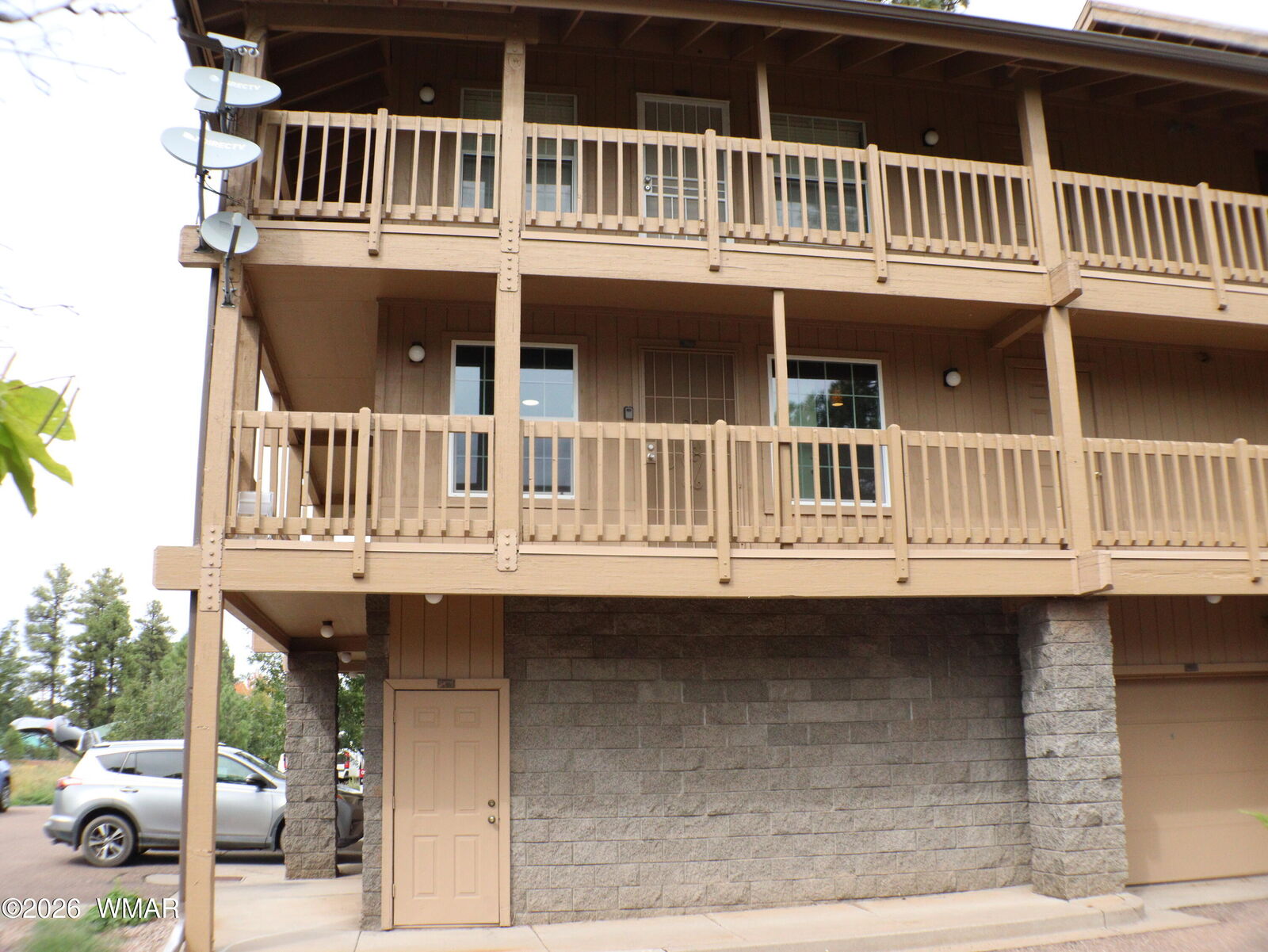 Property Photo:  93 E White Mountain Boulevard Unit 223  AZ 85935 