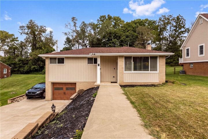 Property Photo:  1233 McKinley Dr  PA 15025 