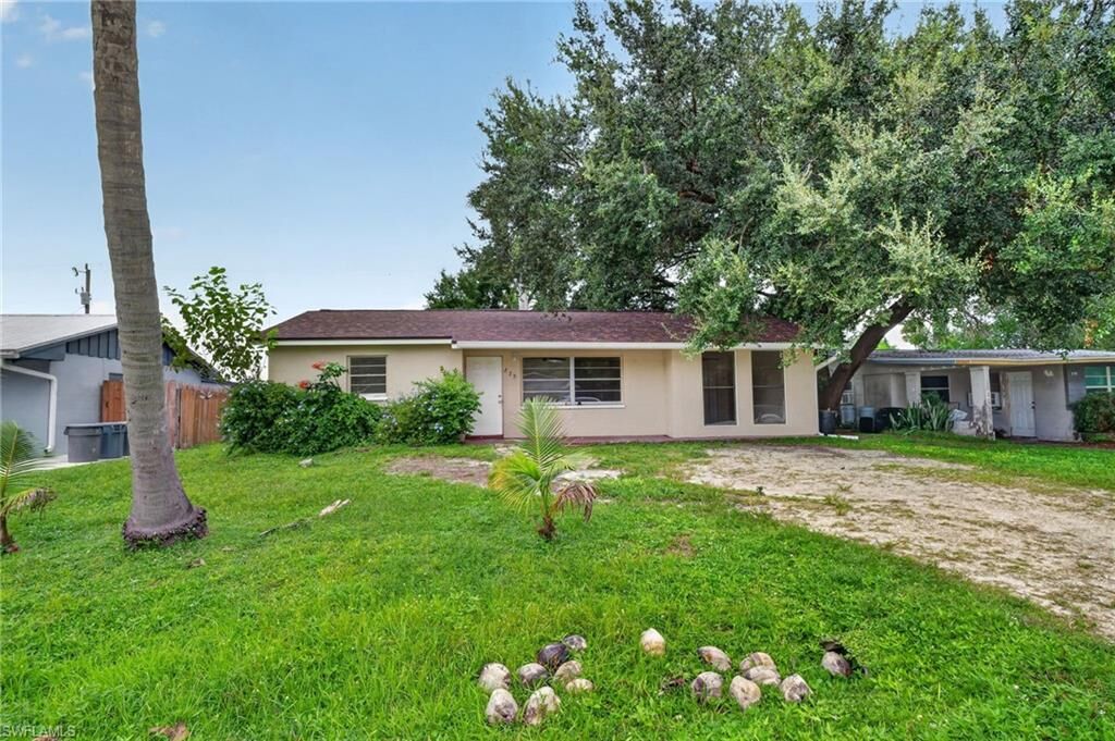 Property Photo:  273 Whittier Ave  FL 33917 