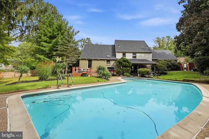 Property Photo: 1644 Huntingdon Road PA 19001