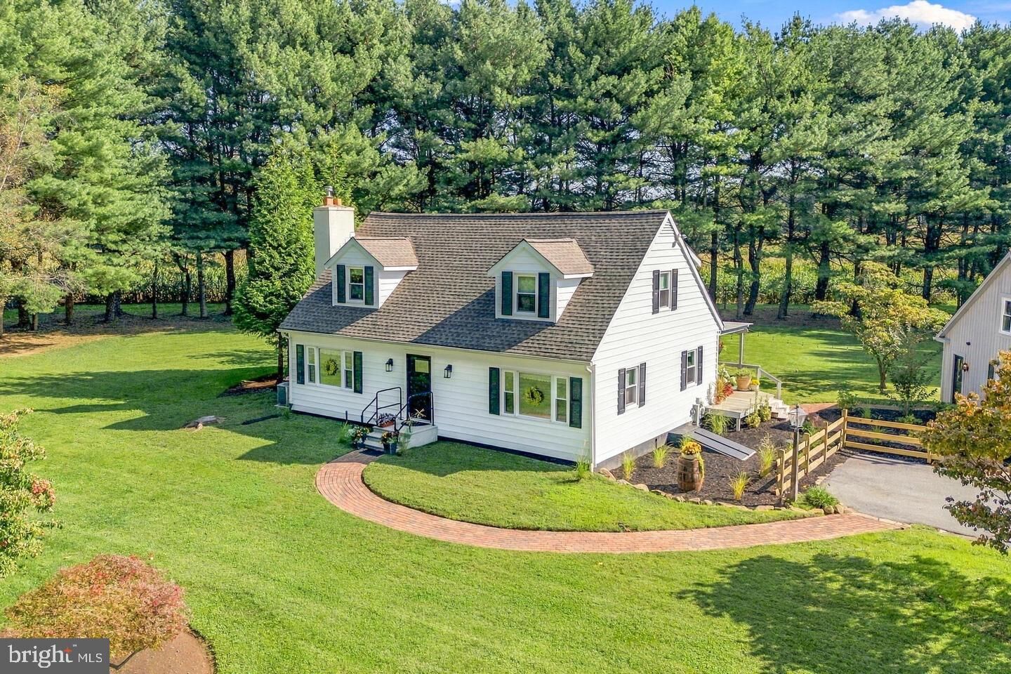 Property Photo: 227 Parsons Road PA 19350