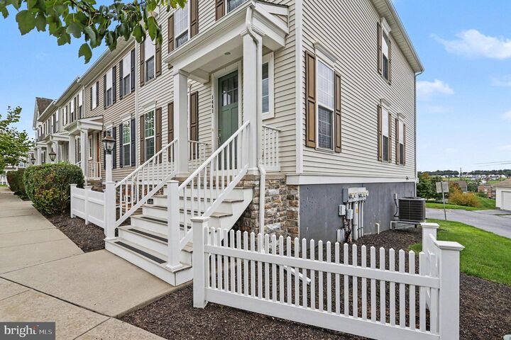 Property Photo:  1441 Keegan Lane  PA 17055 