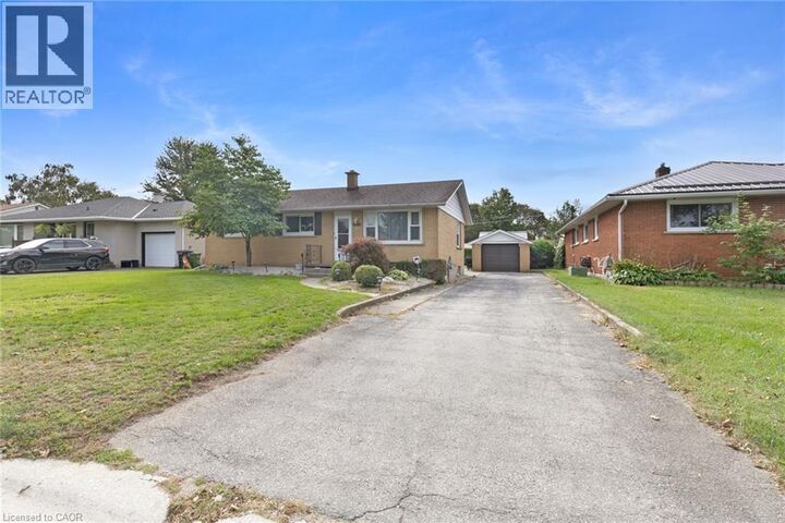 Property Photo:  128 First Avenue  ON N4B 1G3 