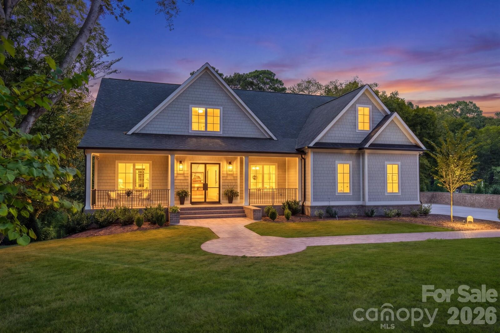 Property Photo:  3319 Gresham Place  NC 28211 