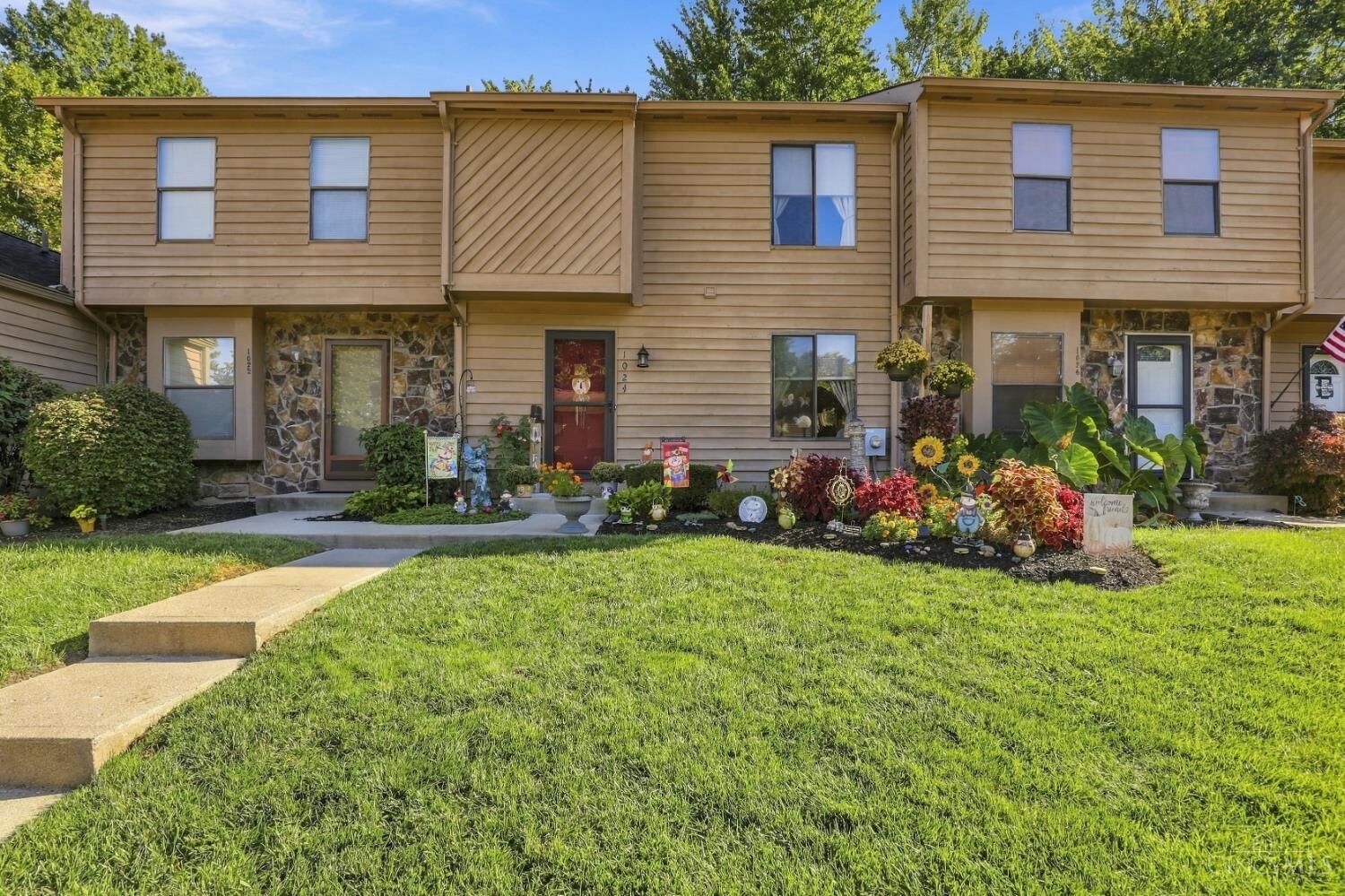 Property Photo:  1024 Crisfield Drive  OH 45245 