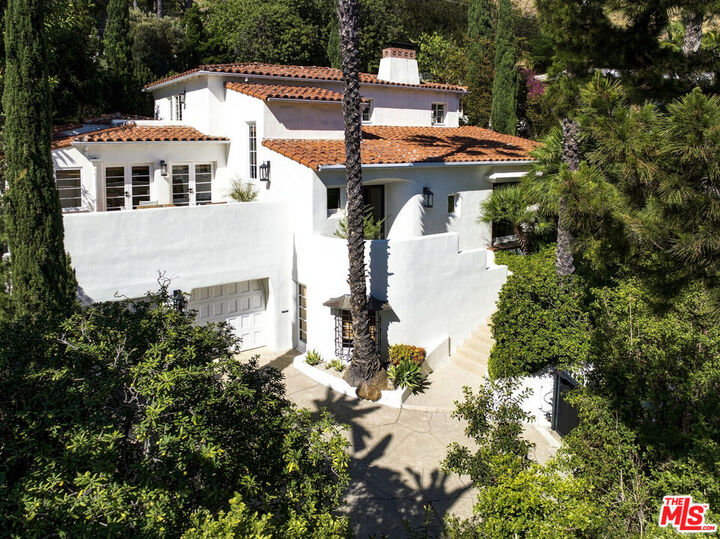 Property Photo: 8855 St Ives Dr CA 90069