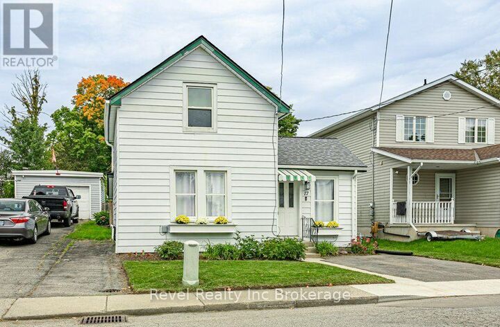 Property Photo: 17 Dover Street ON N4S 3L7
