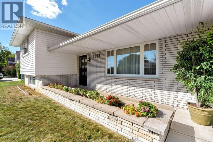 Property Photo:  1512 Peach Drive  ON N0P 2G0 