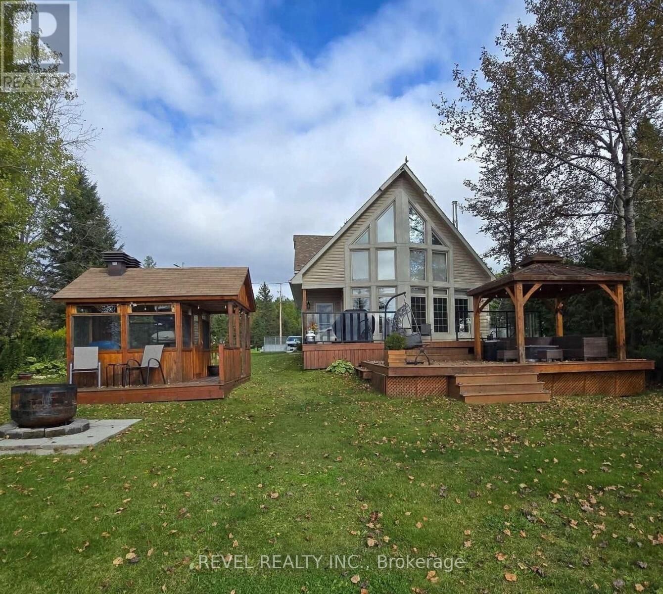 Property Photo:  45 Silver Queen Lake Road  ON P0L 1C0 