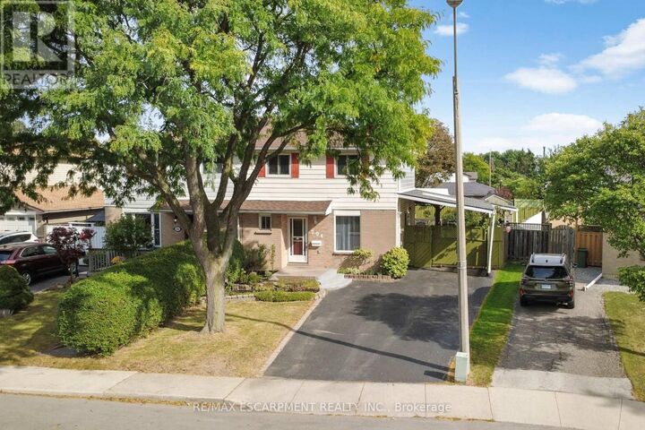 Property Photo: 204 Birchcliffe Crescent ON L8T 4K9