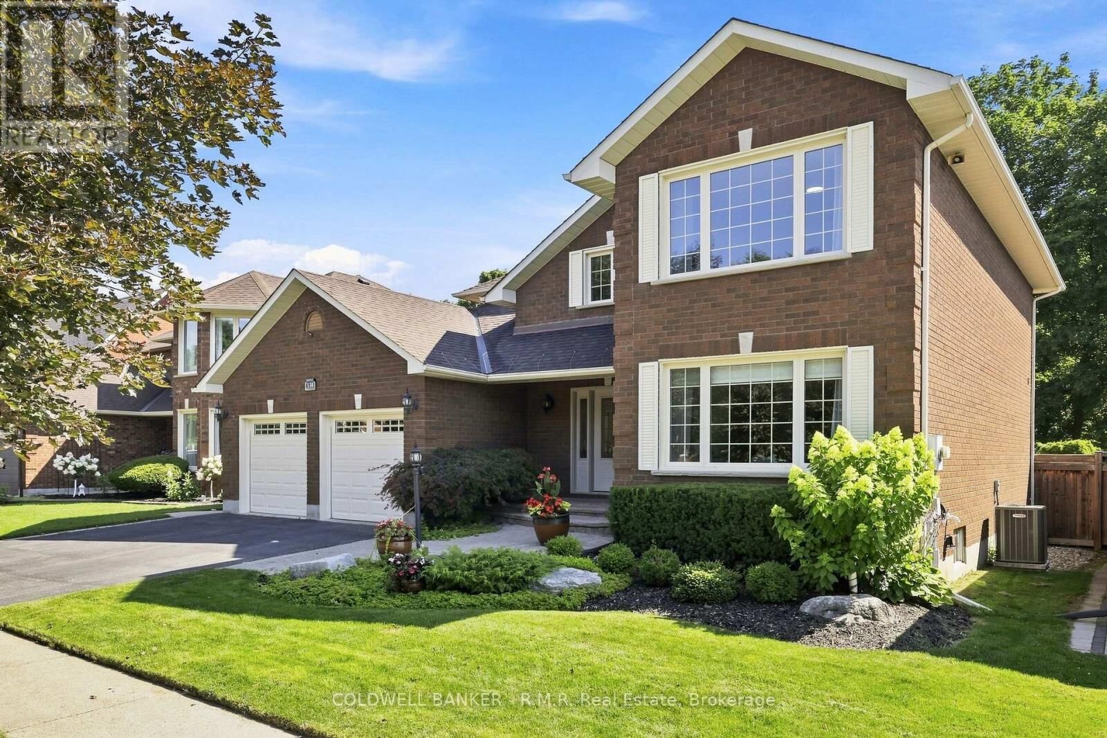 Property Photo:  138 Samac Trail  ON L1G 7V9 