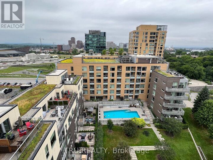Property Photo: 300C Lett Street 706 ON K1R 0A7