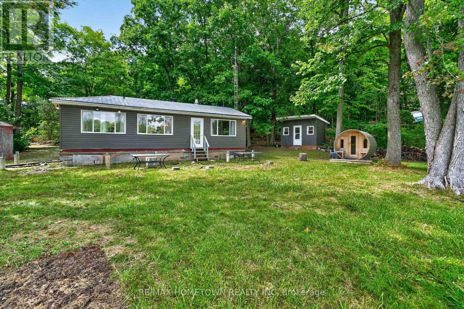Property Photo:  28 Sheep Lane  ON K0E 1B0 