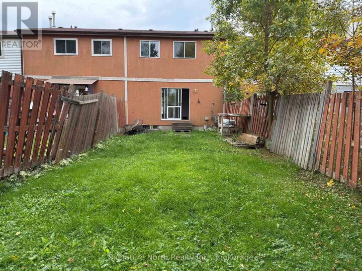 Property Photo:  392 Wentworth Crescent  ON P7A 7S8 