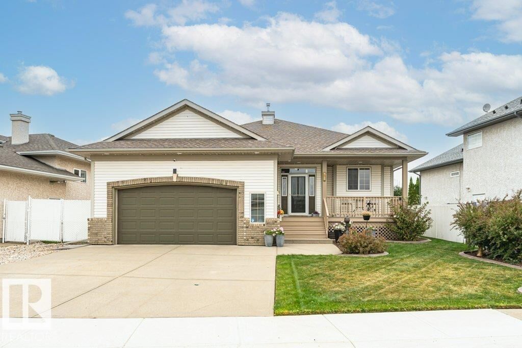 Property Photo:  16532 75 St NW  AB T5Z 3R1 