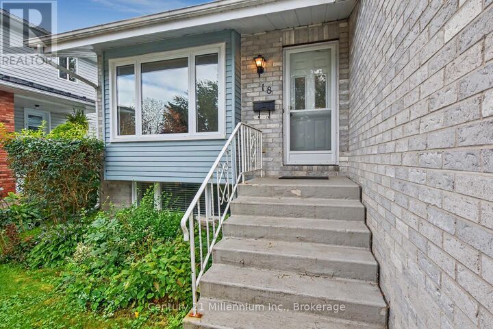 Property Photo:  18 Dillon Drive  ON L9Y 4S3 