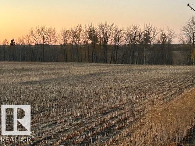 Property Photo:  Lamont County Acres  AB T0B 2R0 