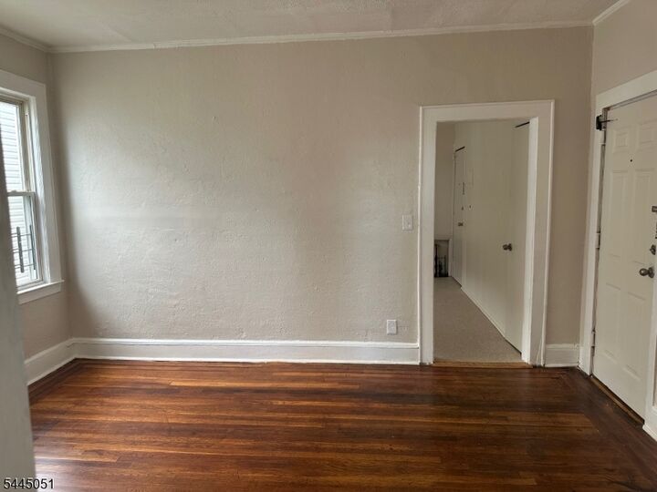 Property Photo:  31 Norman Rd 2L  NJ 07106 