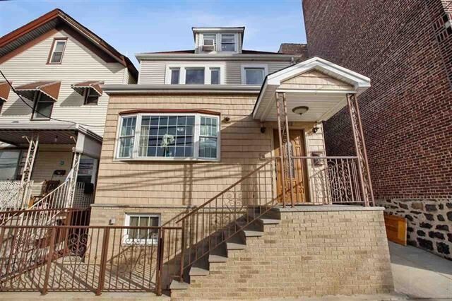 Property Photo:  522 37th St  NJ 07087 