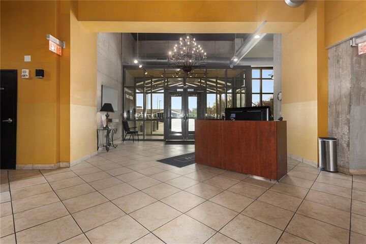Property Photo:  600 Admiral Boulevard 604  MO 64106 