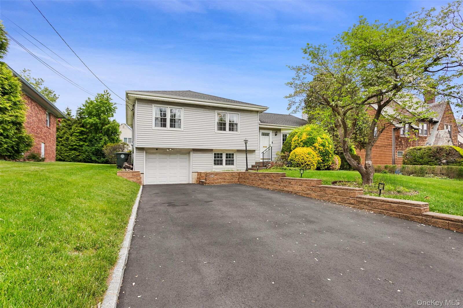 Property Photo: 417 King Street NY 10573