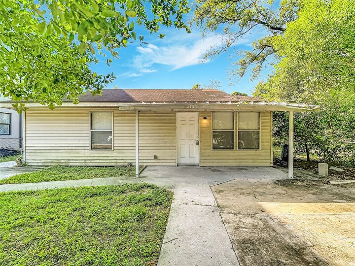Property Photo:  2705 E 22nd Avenue  FL 33605 