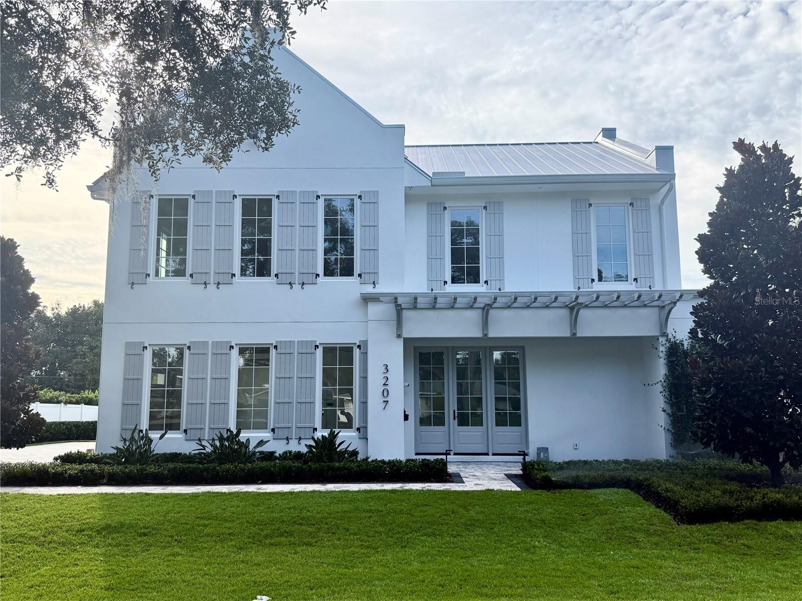 Property Photo:  3207 Middlesex Road  FL 32803 