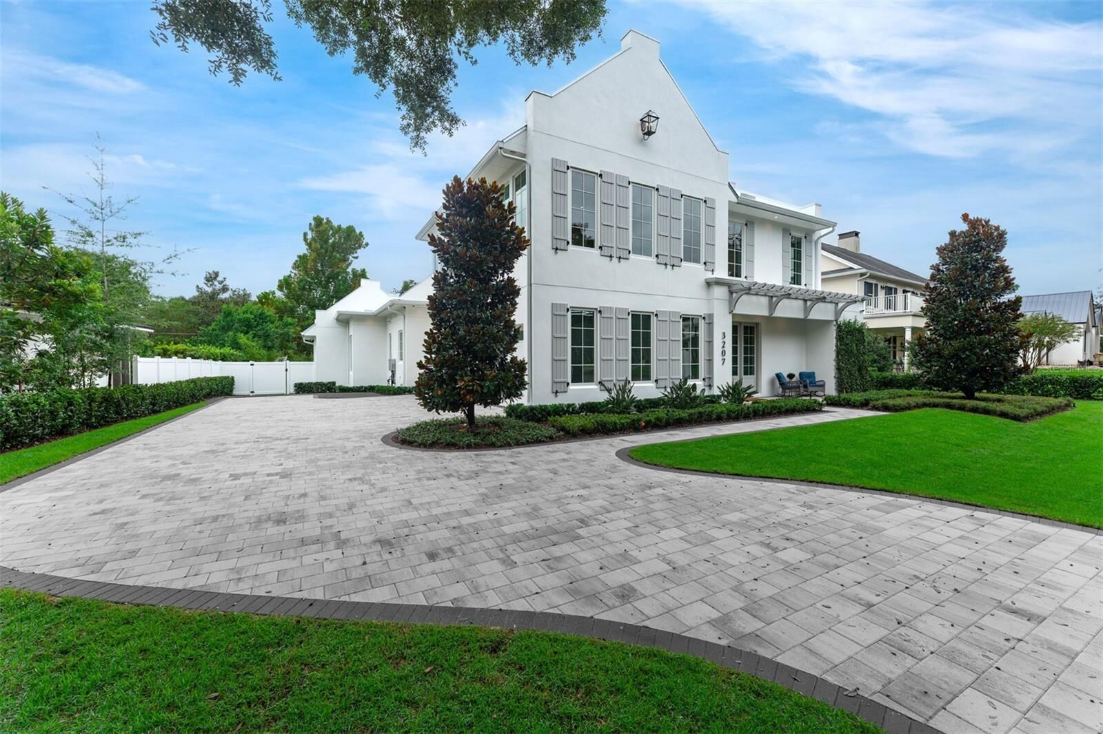 Property Photo:  3207 Middlesex Road  FL 32803 