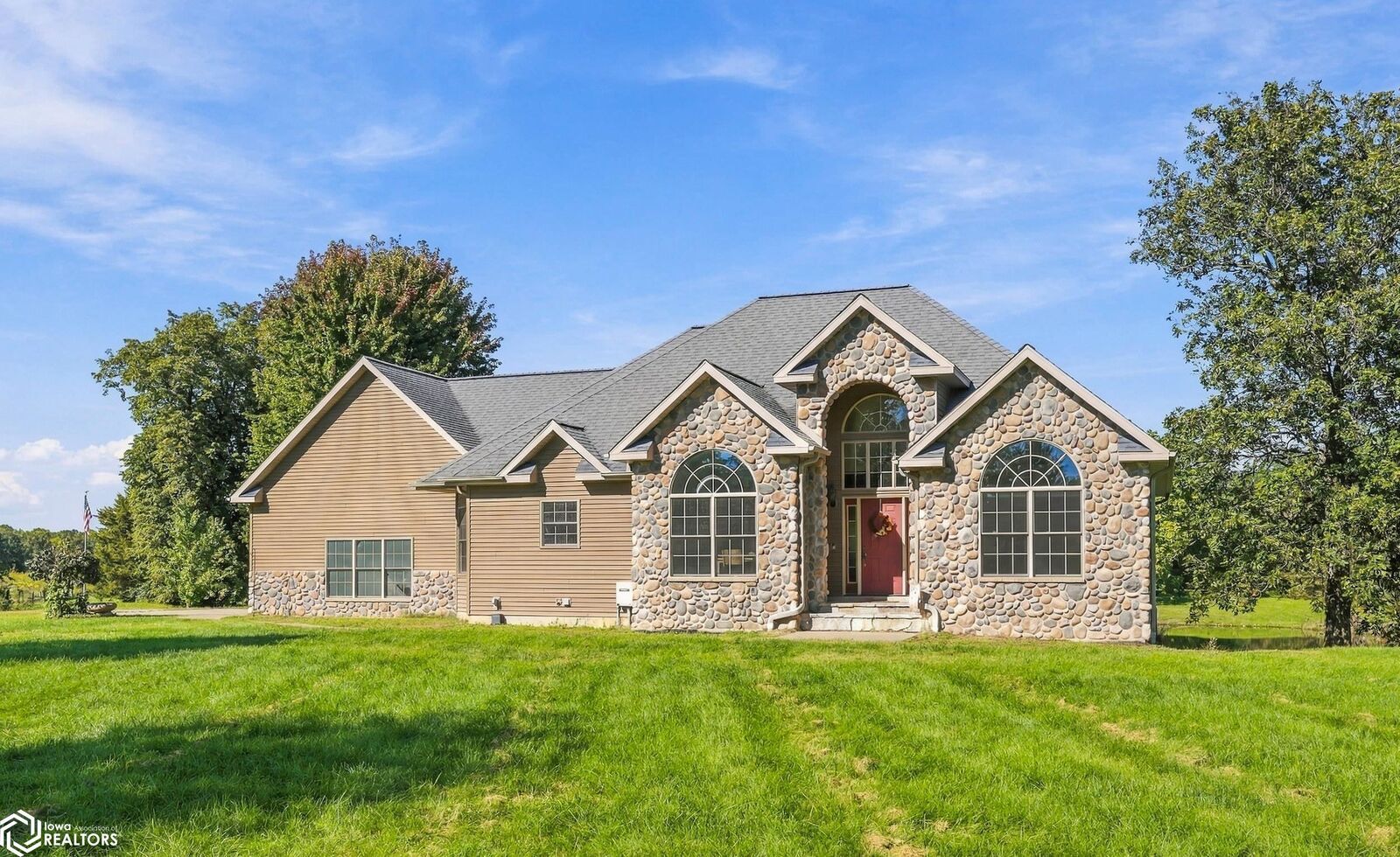 Property Photo: 2631 Salem Road IA 52623